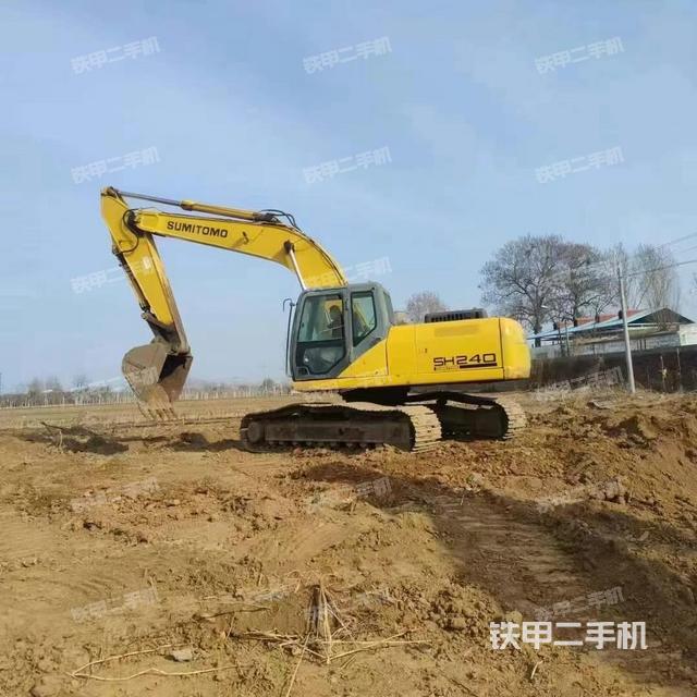 住友SH240-5挖掘机