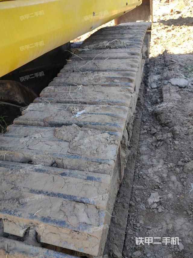 单侧履带整体（整机外观）