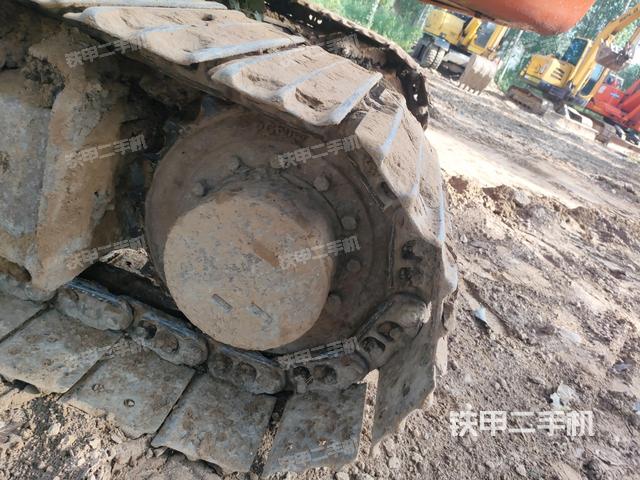 左驱动轮（行走机构）