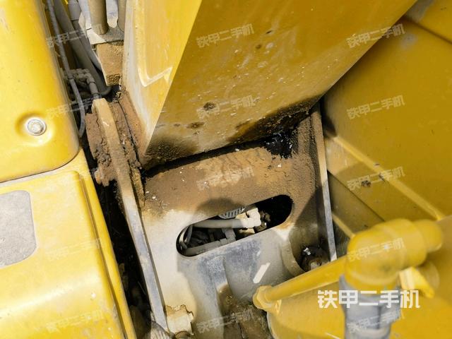大臂根部 斜(工作和回转装置) 大臂根部 斜(工作和回转装置)