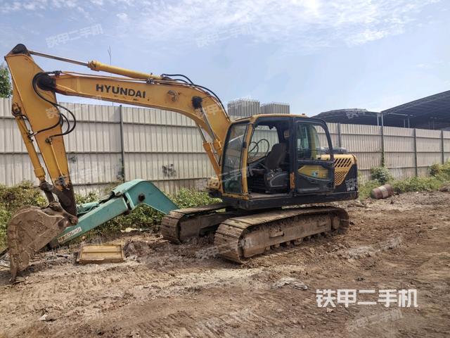現(xiàn)代R150LC-9挖掘機