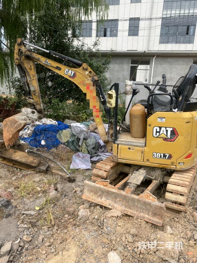 卡特彼勒CAT®301.7 CR 微型液压挖掘机