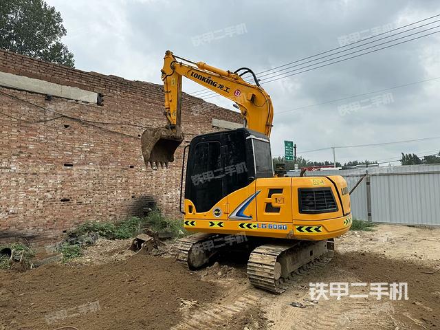 龍工LG6090挖掘機(jī)