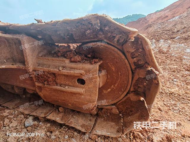 左托鏈輪和鏈筋(行走機(jī)構(gòu)) 左托鏈輪和鏈筋(行走機(jī)構(gòu))