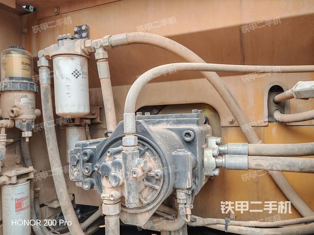 液壓泵斜45?左(大件艙室) 液壓泵斜45?左(大件艙室)