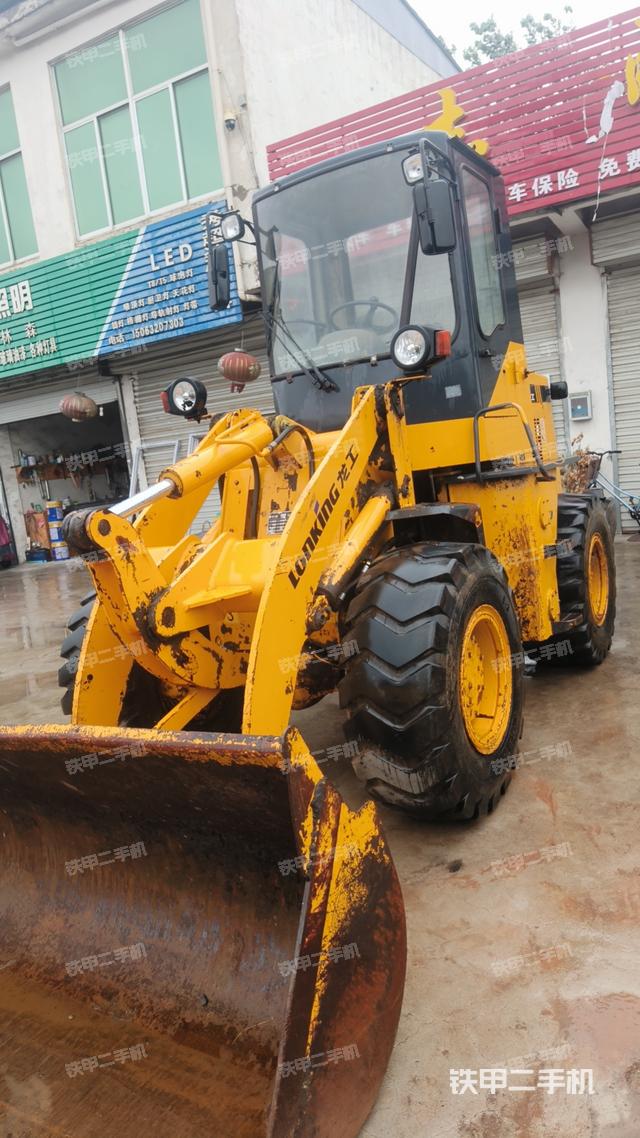 龙工LG818装载机