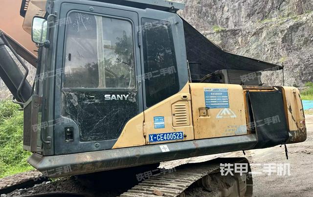 三一重工SY365H挖掘机