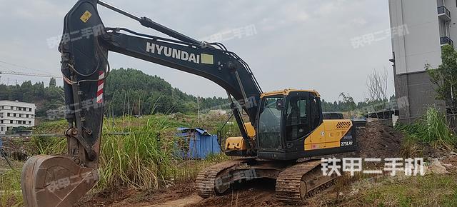 现代R225LVS挖掘机