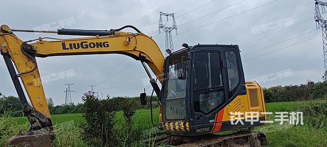 柳工CLG9075E挖掘机