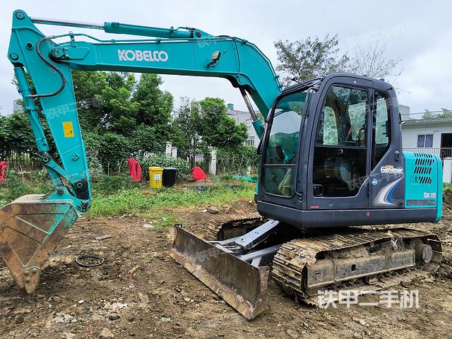 神钢SK75-8挖掘机