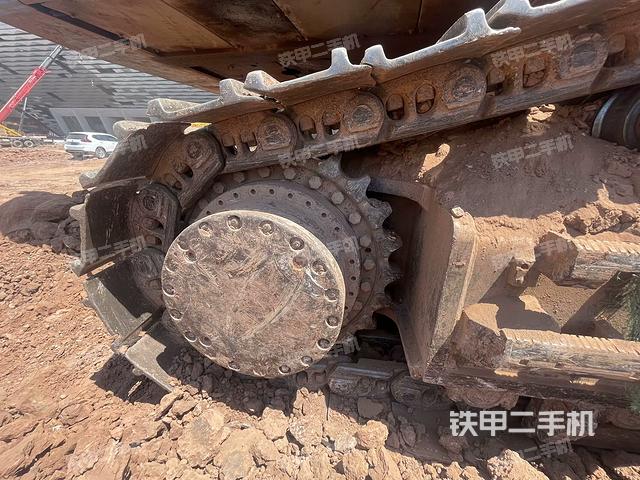 右驅(qū)動輪(行走機構(gòu)) 右驅(qū)動輪(行走機構(gòu))