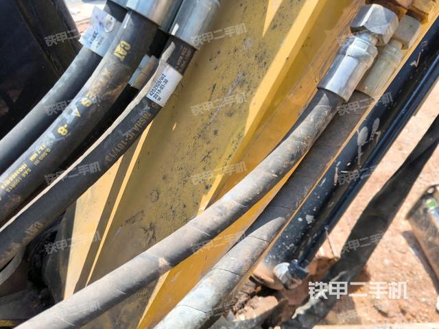 小臂整體右前（工作和回轉(zhuǎn)裝置）