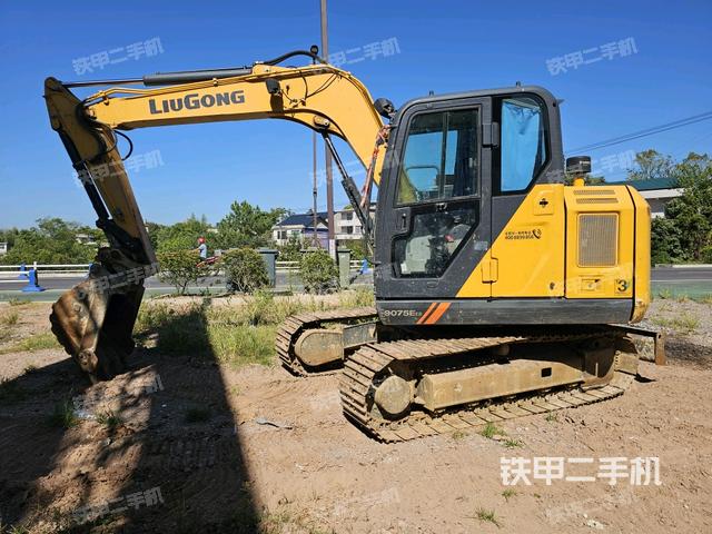 柳工CLG9075E挖掘机