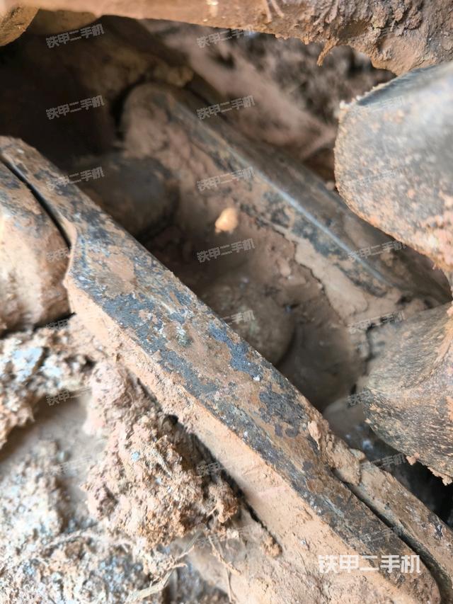 右導(dǎo)向輪（行走機(jī)構(gòu)）