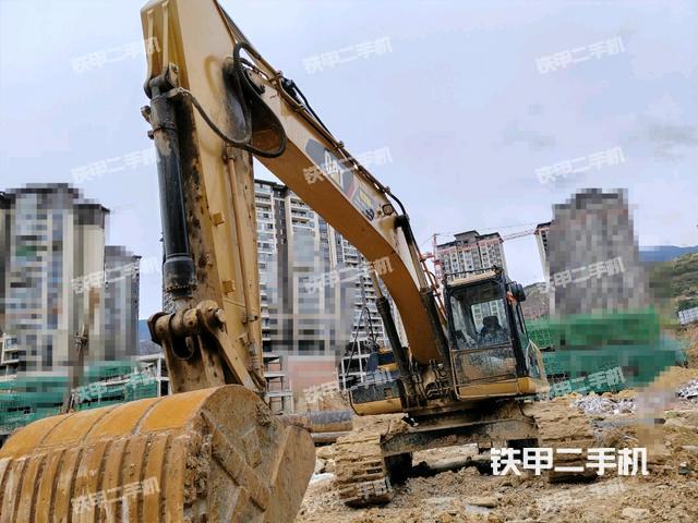 卡特彼勒330D2L液压挖掘机