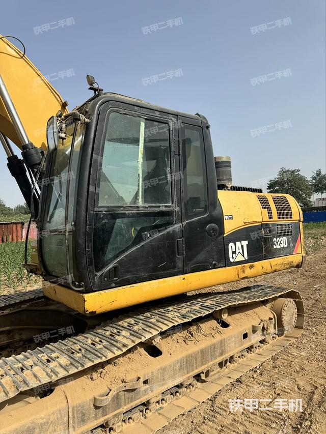 駕駛室整體（整機(jī)外觀）