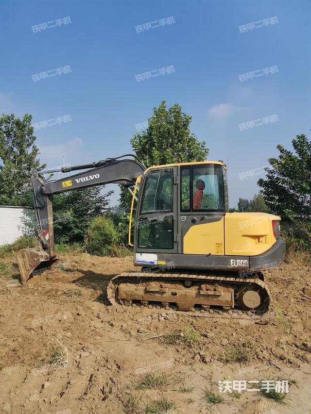 沃爾沃EC80D PRO挖掘機