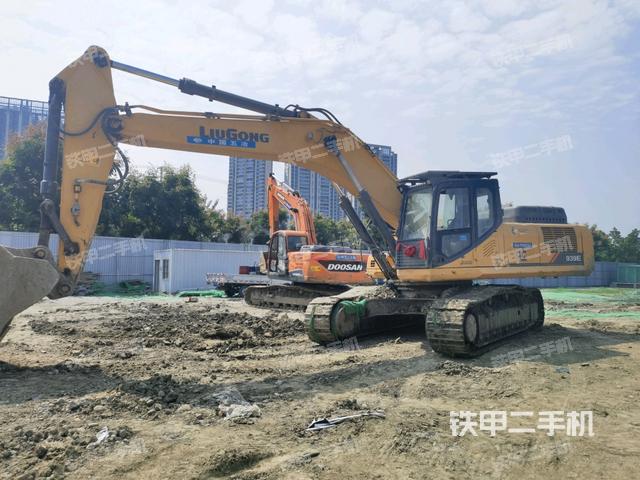 柳工CLG939E挖掘机