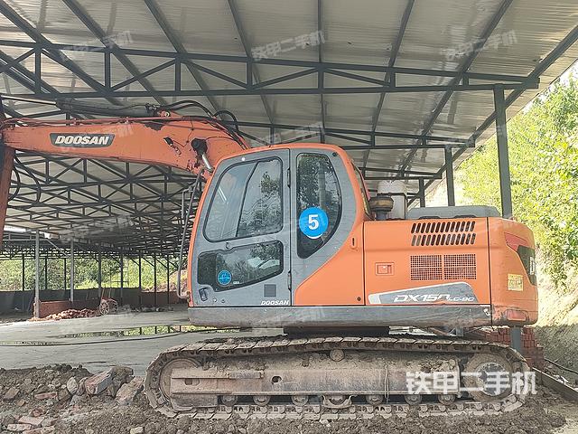 斗山DX150LC-9C挖掘机