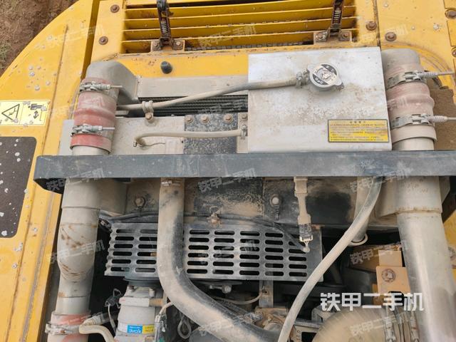 氣門室蓋螺絲特寫(上車部件) 氣門室蓋螺絲特寫(上車部件)