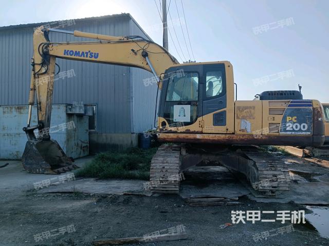 小松PC200-8挖掘机