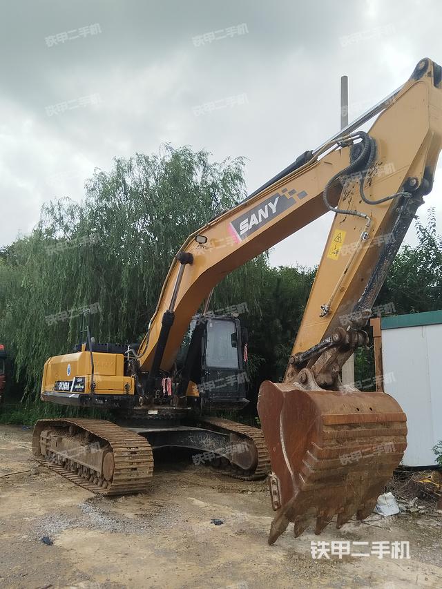 三一重工SY245H挖掘機