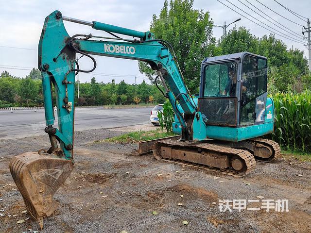 神钢SK60-8挖掘机
