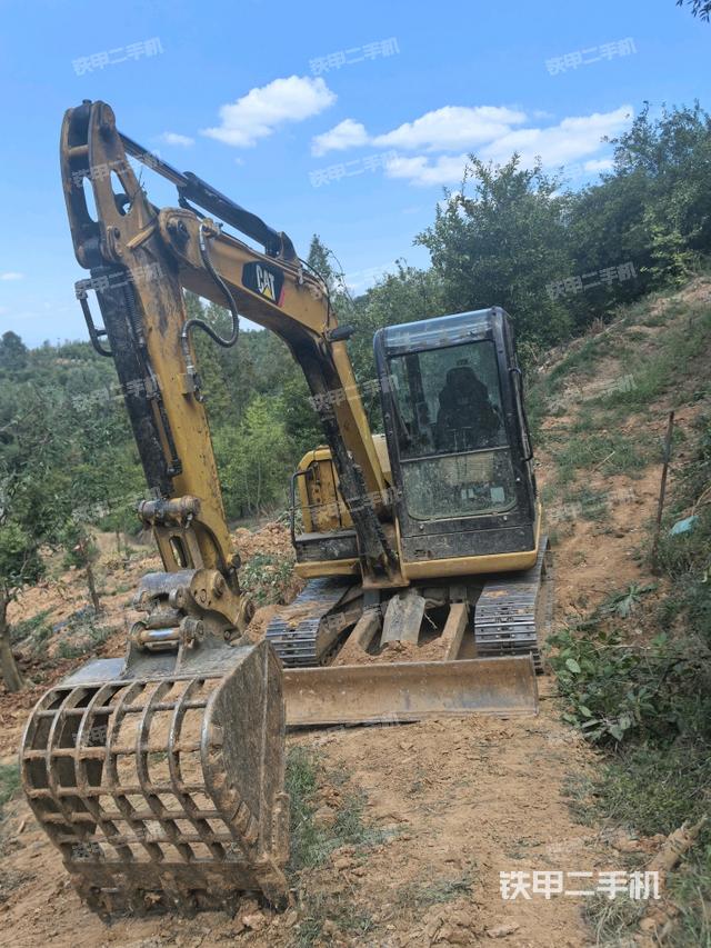 卡特彼勒CAT®305.5E2 小型液压挖掘机