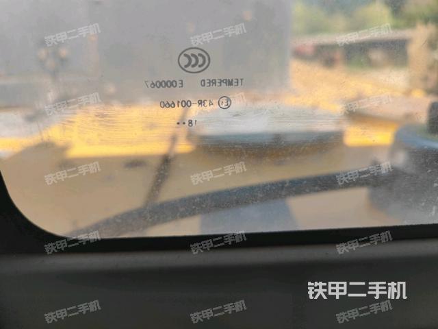 后窗玻璃角標(biāo)(駕駛室部分) 后窗玻璃角標(biāo)(駕駛室部分)