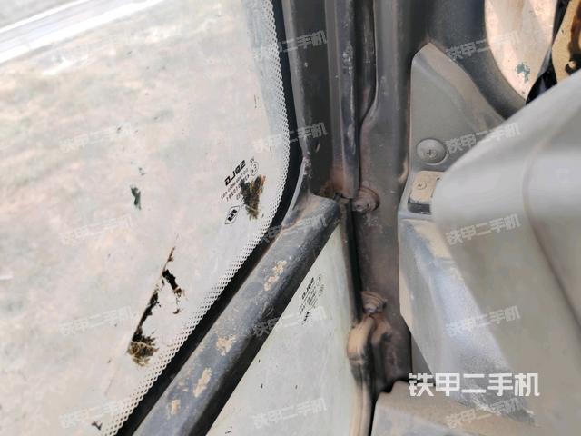 座椅后部（驾驶室部分）