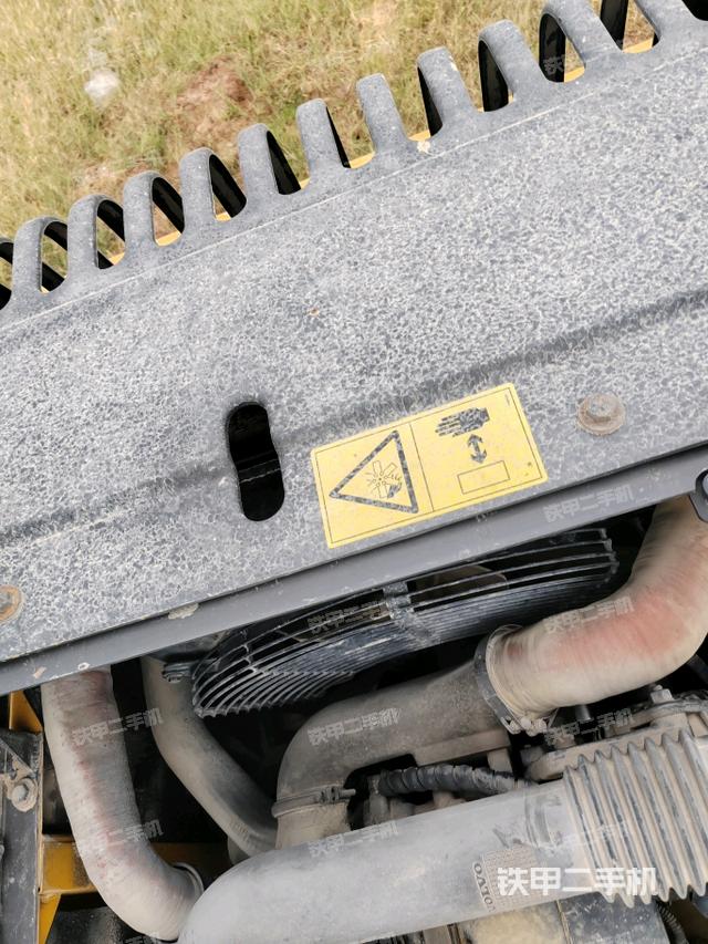 水箱+风扇特写（上车部件）