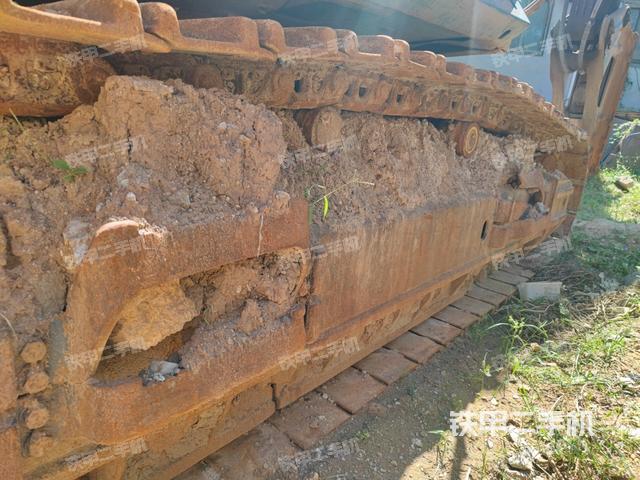 左側(cè)履帶整體?（行走機(jī)構(gòu)）