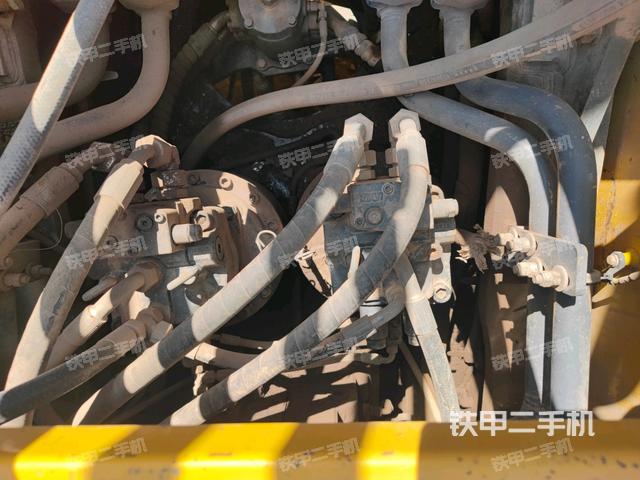 回轉(zhuǎn)馬達(dá)（上車(chē)部件）