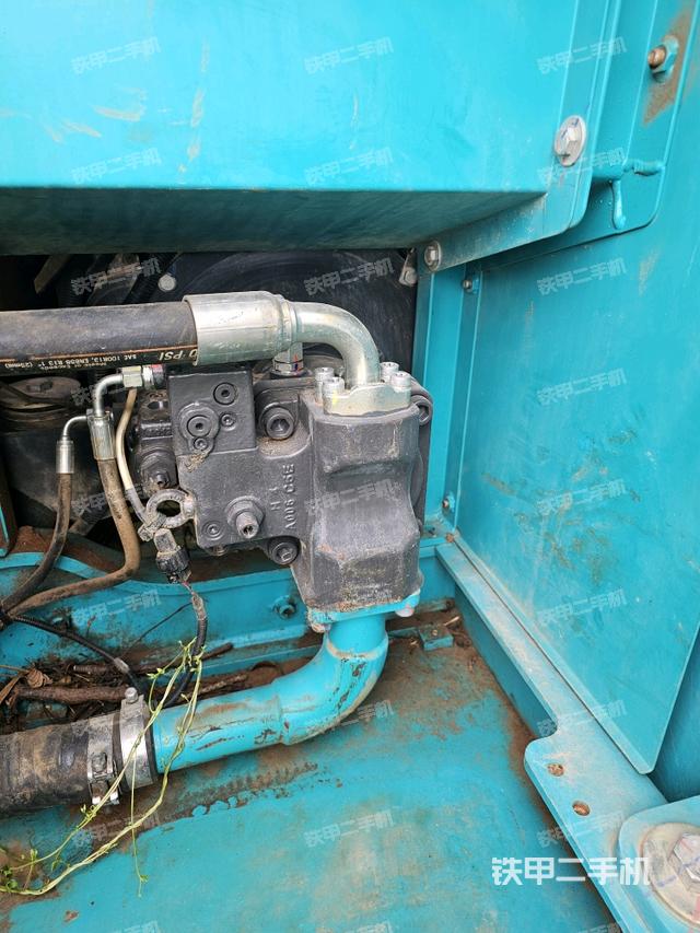 液压泵室（大件舱室）