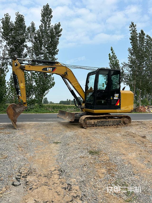 卡特彼勒306E2小型液压挖掘机