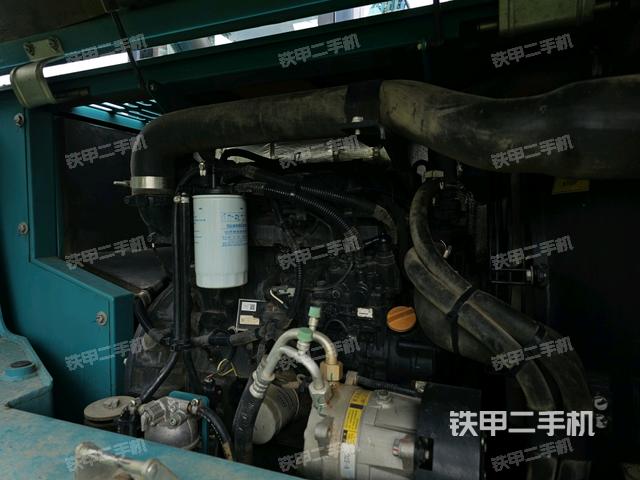 发动机室（上车部件）