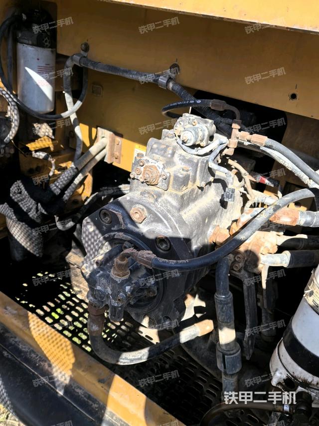 液压泵室（大件舱室）