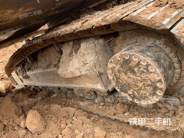 單側履帶整體（整機外觀）