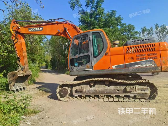 斗山DX215-9C挖掘機(jī)