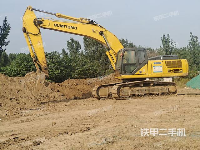 住友SH350HD-5挖掘機(jī)