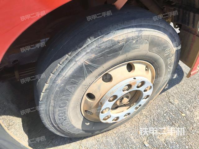 左引導(dǎo)輪 /左前輪（行走機構(gòu)）