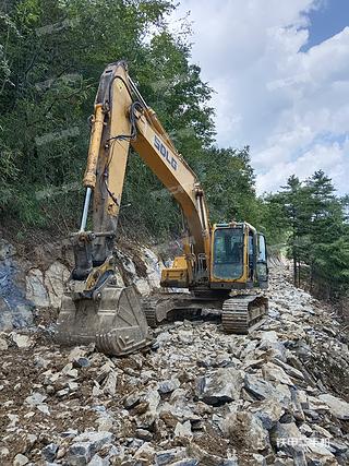 山東臨工E6225F挖掘機實拍圖片