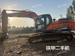 合肥斗山DX220LC-9C挖掘机实拍图片