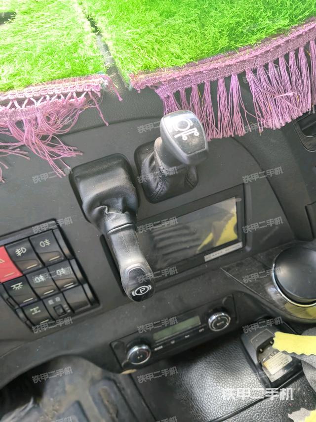 駕駛室頂部（駕駛室/操作室）