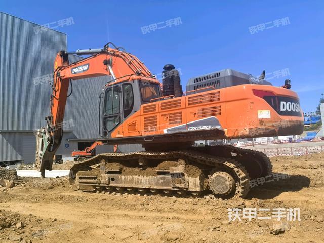斗山DX500LC-9C挖掘機