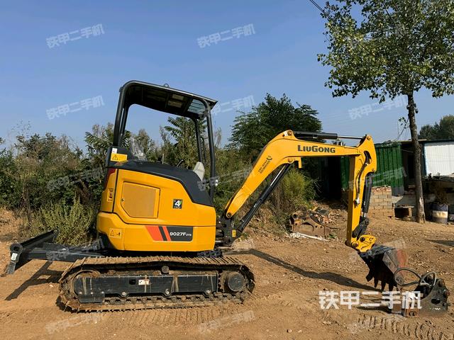 柳工9027F ZTSG4國(guó)四挖掘機(jī)