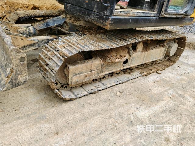 左侧履带整体 （行走机构）