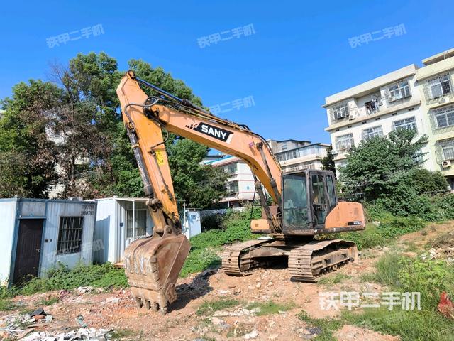 三一重工SY205C挖掘機(jī)