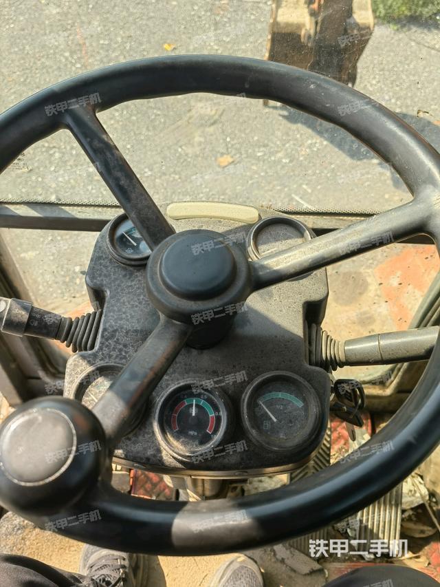 显示屏 （驾驶室部分）