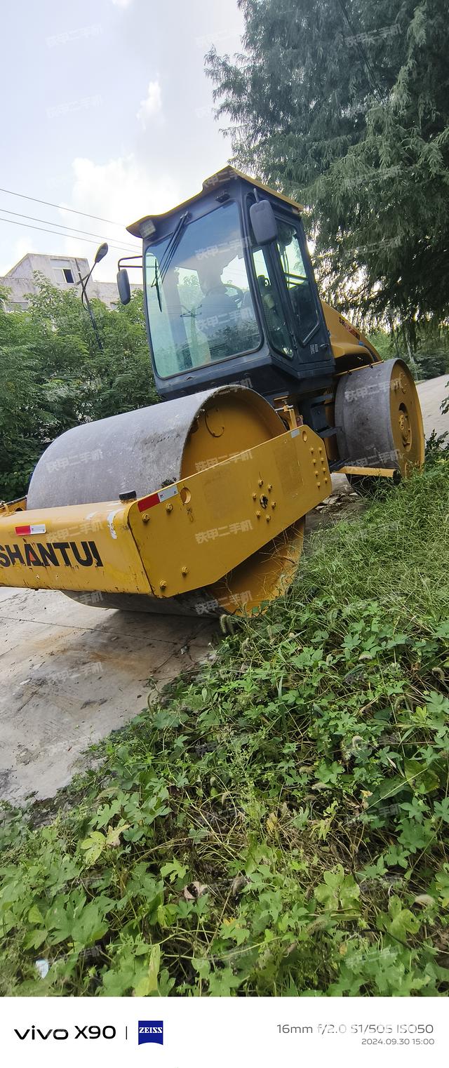 山推SR2125S压路机